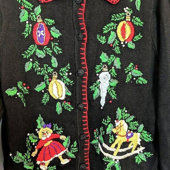 Black Embroidered Christmas Holiday Themed Sweater Cardigan Size M/L? VTG - Picture 3 of 6